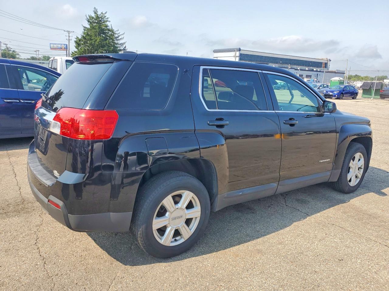 2GKALMEK4F6145706 · 2015 GMC TERRAIN · 3/13