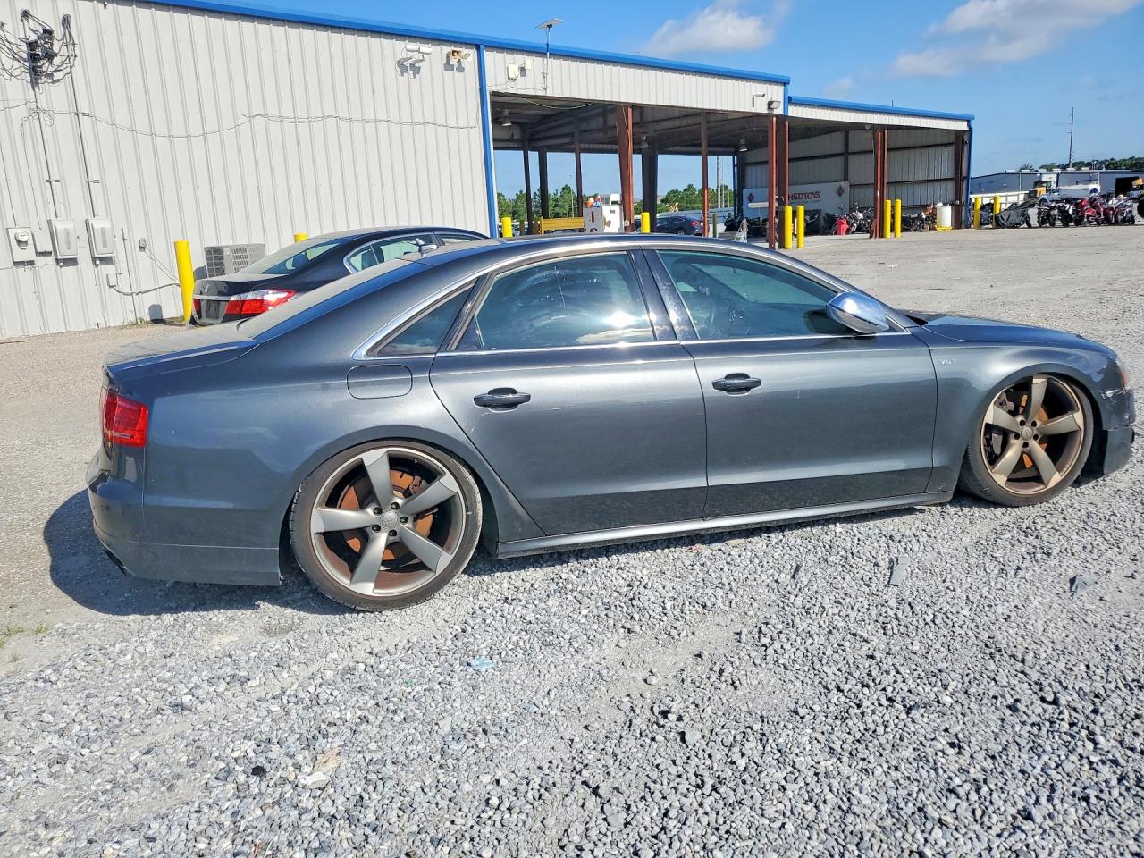 WAUD2AFD1EN007994 · 2014 AUDI S8 · 3/12