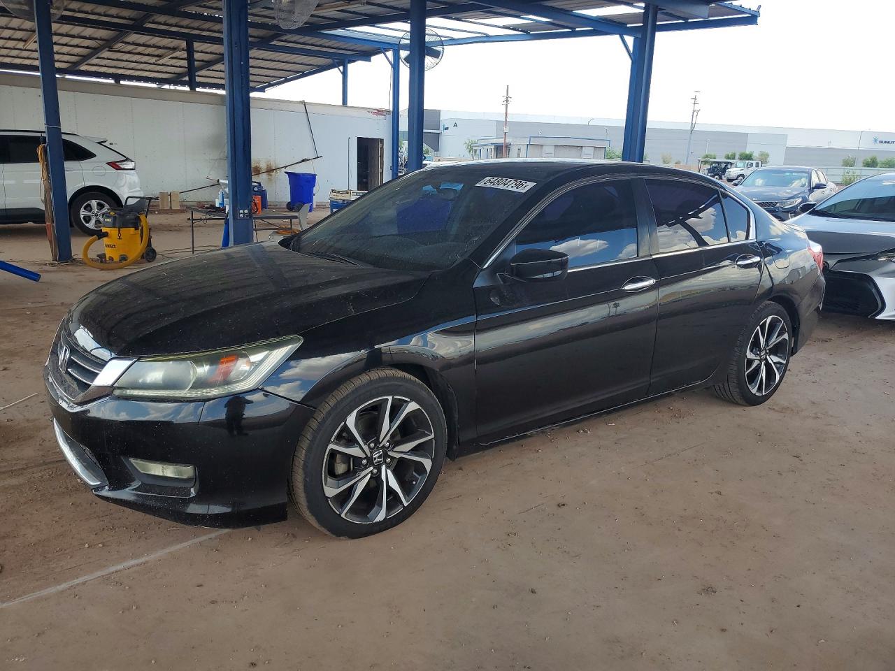 1HGCR2F53FA129677 · 2015 HONDA ACCORD