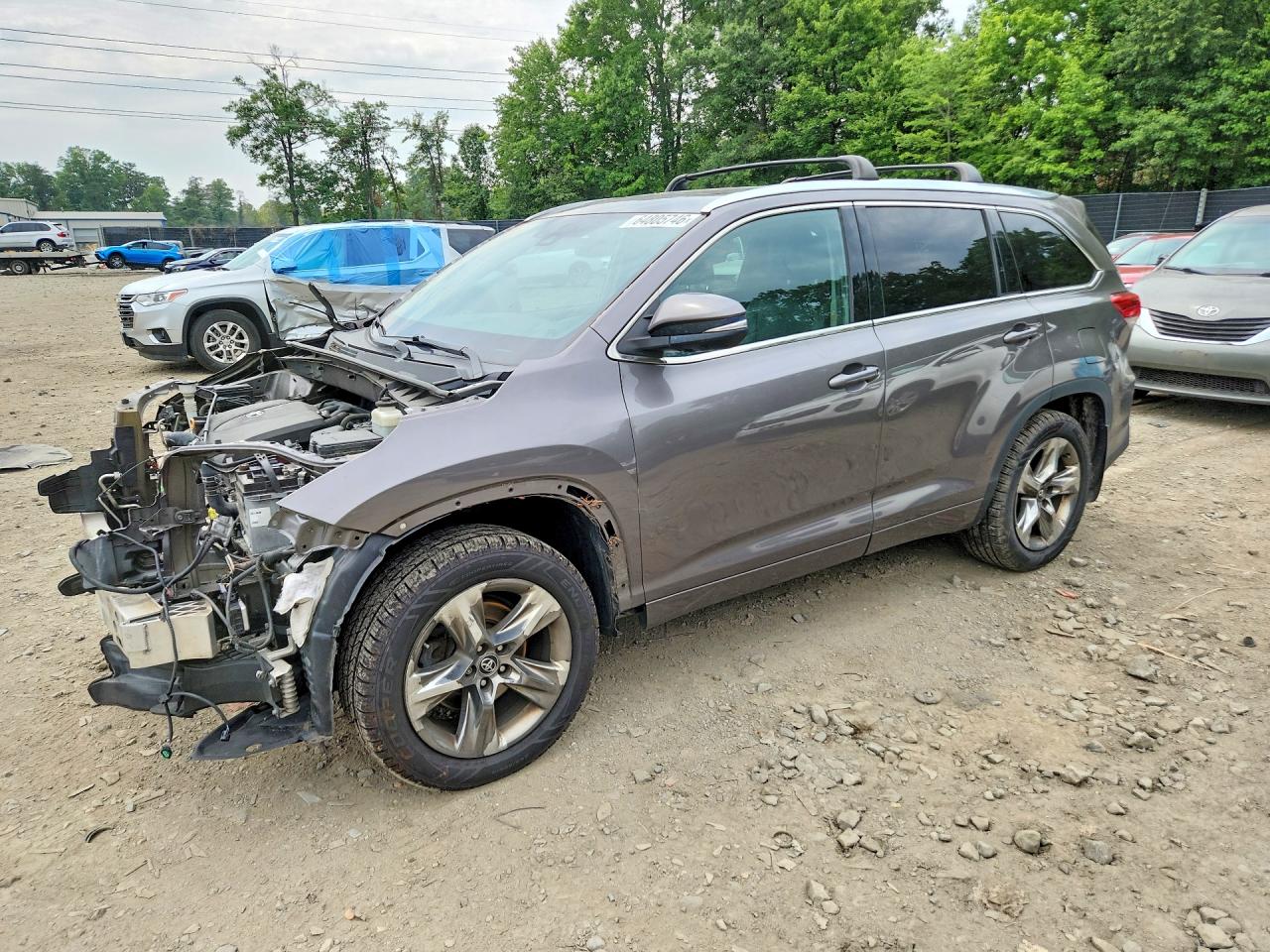5TDDZRFH8JS885782 · 2018 TOYOTA HIGHLANDER
