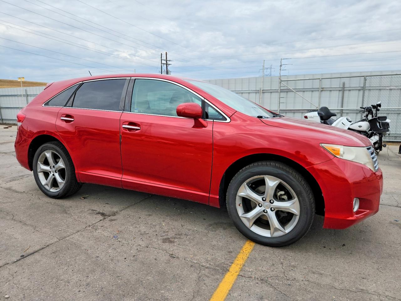 4T3ZK3BB8AU032001 · 2010 TOYOTA VENZA · 4/13