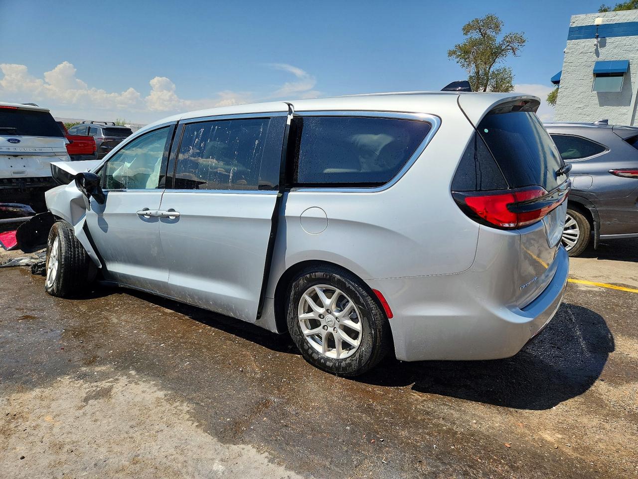 2C4RC1BG1TR250369 · 2026 CHRYSLER PACIFICA · 2/12