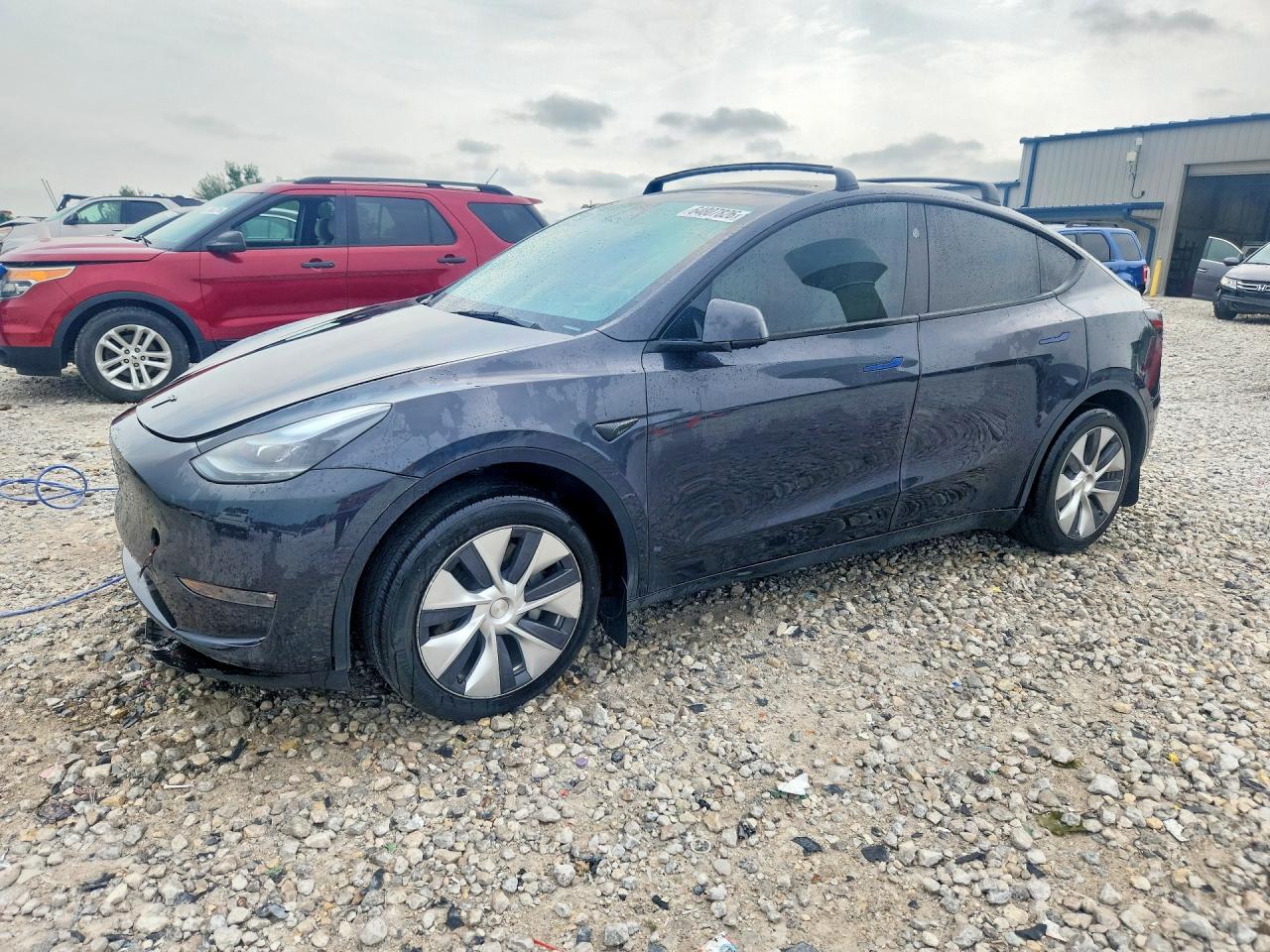 7SAYGDEE3RF993229 · 2024 TESLA MODEL Y