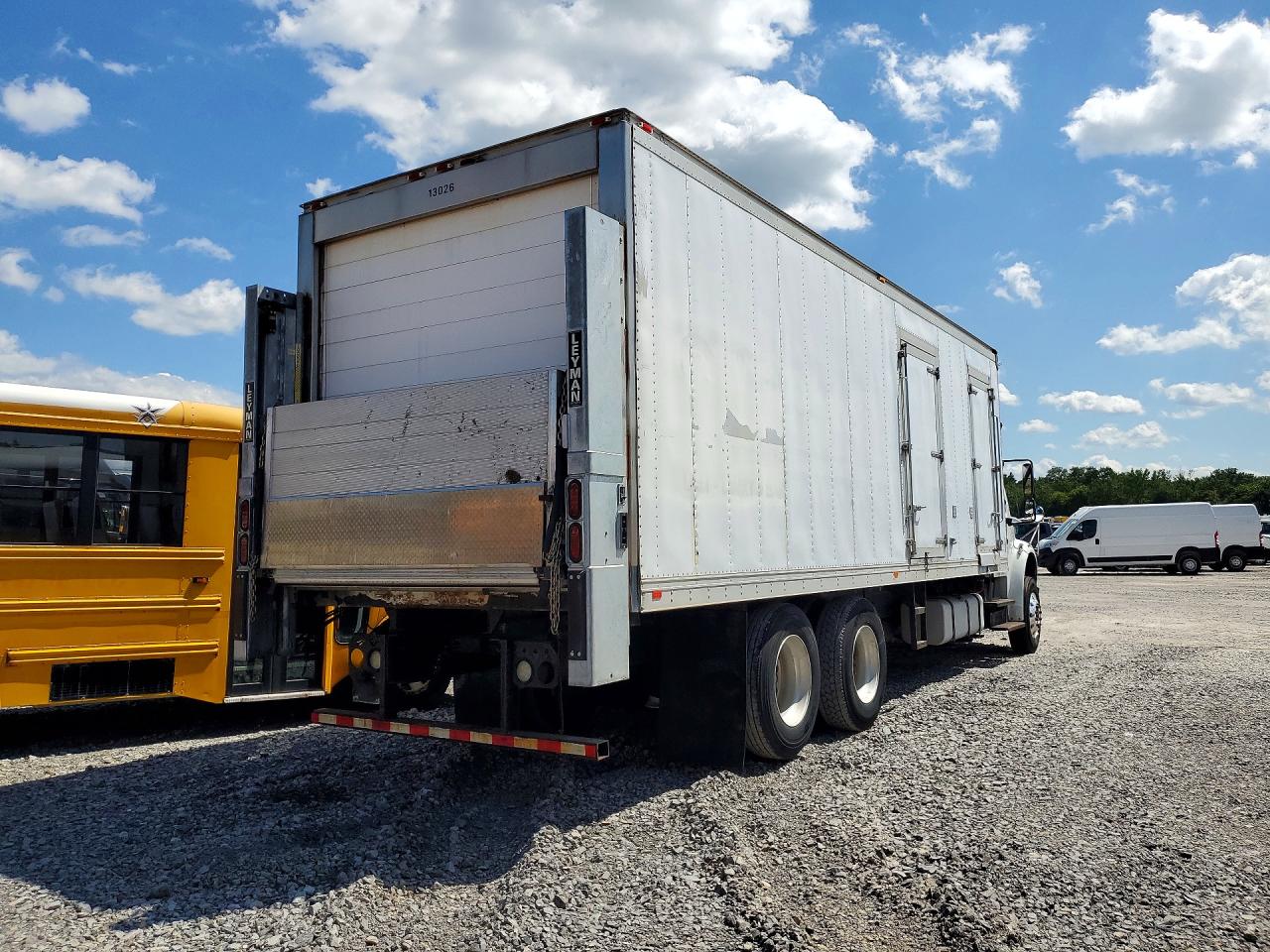 3ALACYBS1DDFG6273 · 2013 FREIGHTLINER M2 · 3/13