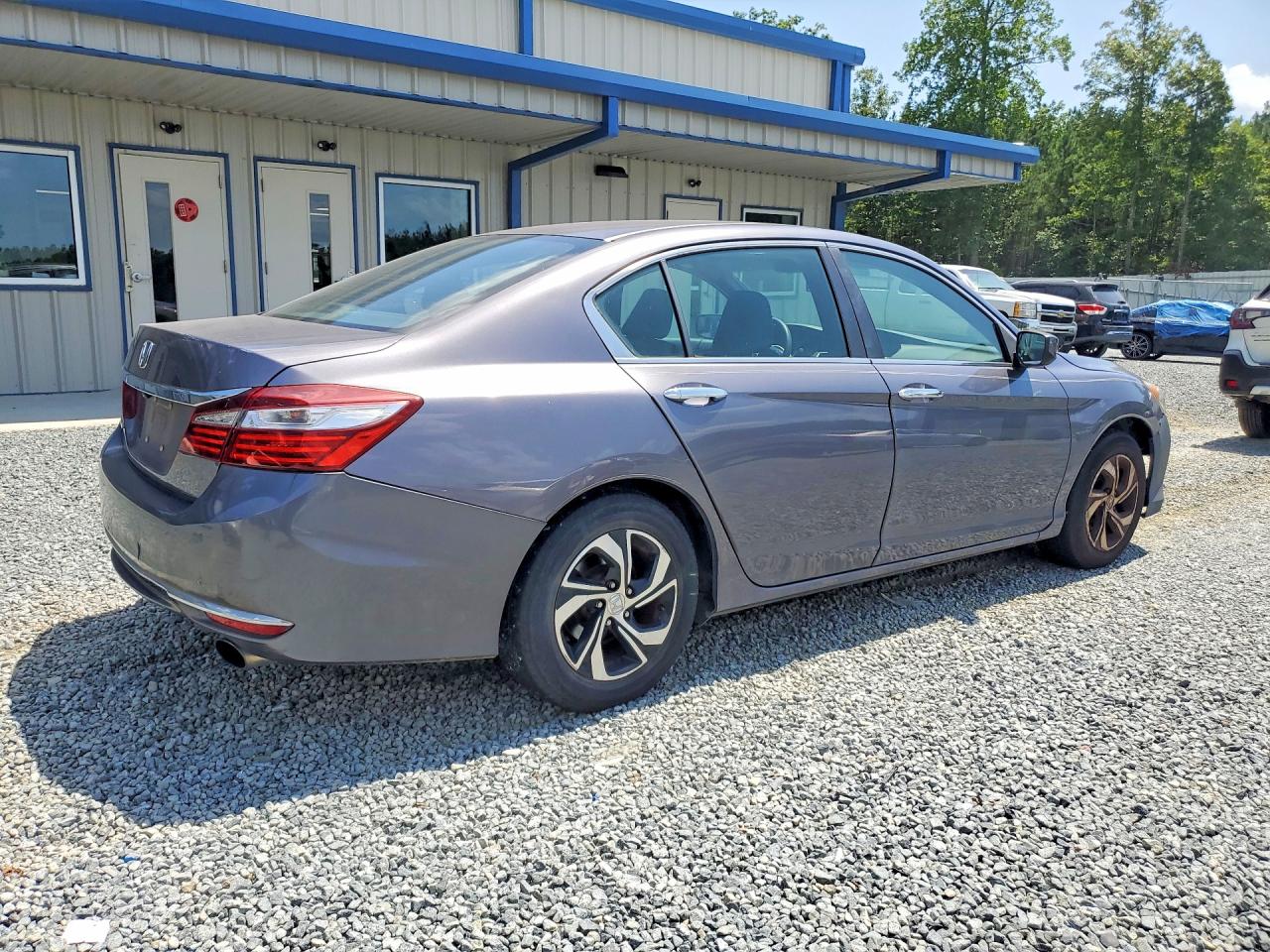 1HGCR2F30GA018875 · 2016 HONDA ACCORD · 3/12
