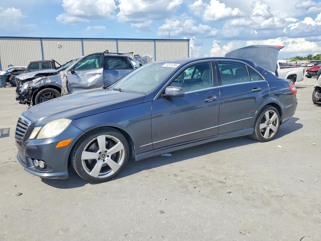 WDDHF5GBXAA134666 · 2010 MERCEDES-BENZ E