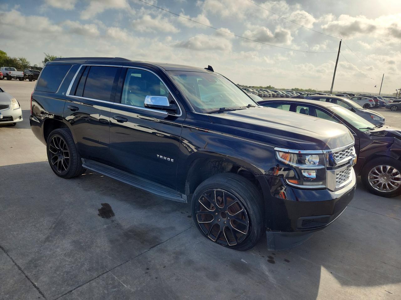 1GNSCBKCXHR232753 · 2017 CHEVROLET TAHOE · 4/13