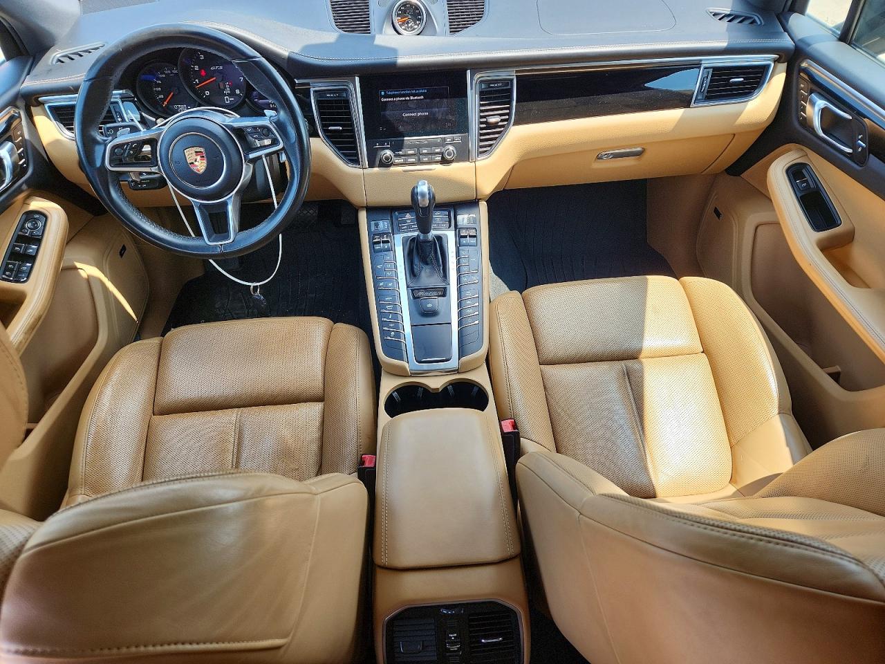 WP1AG2A59HLB55323 · 2017 PORSCHE MACAN · 8/12