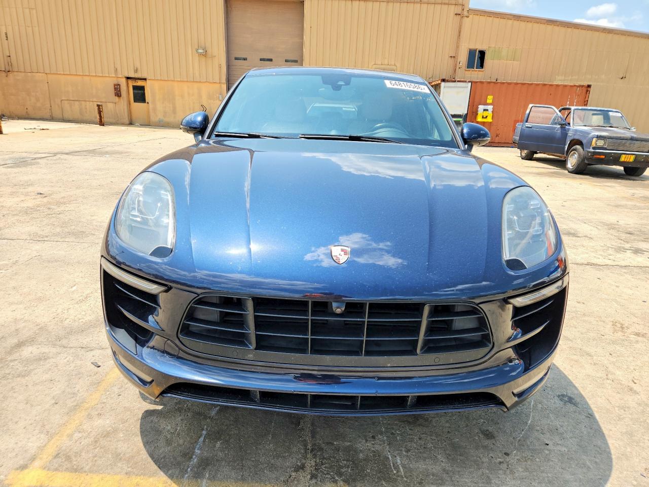 WP1AG2A59HLB55323 · 2017 PORSCHE MACAN · 5/12
