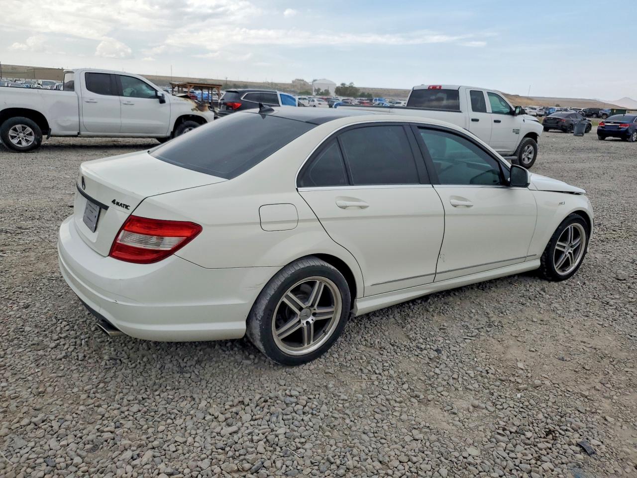 WDDGF81X69F243562 · 2009 MERCEDES-BENZ C · 3/12