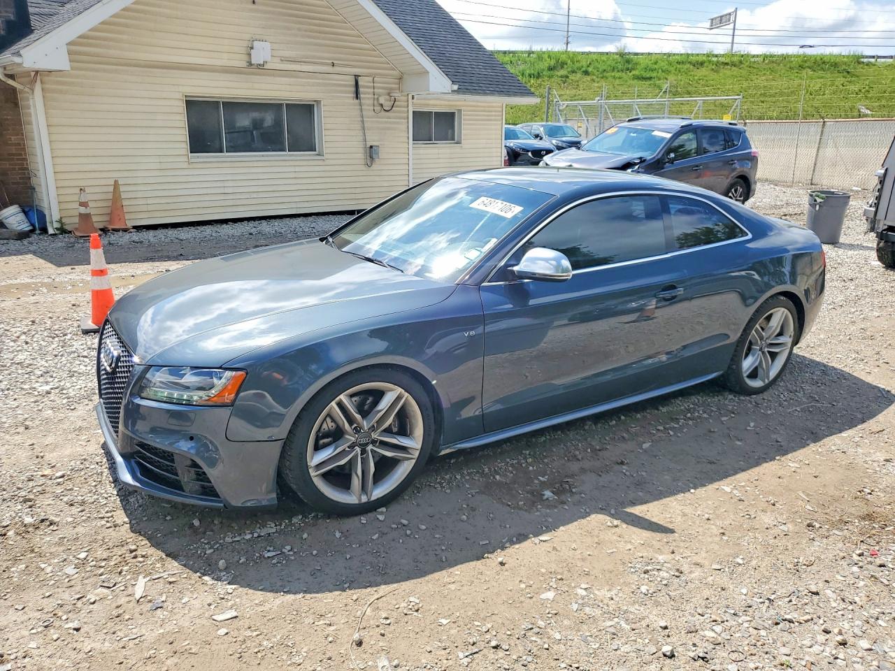 WAURV78T79A036952 · 2009 AUDI S5