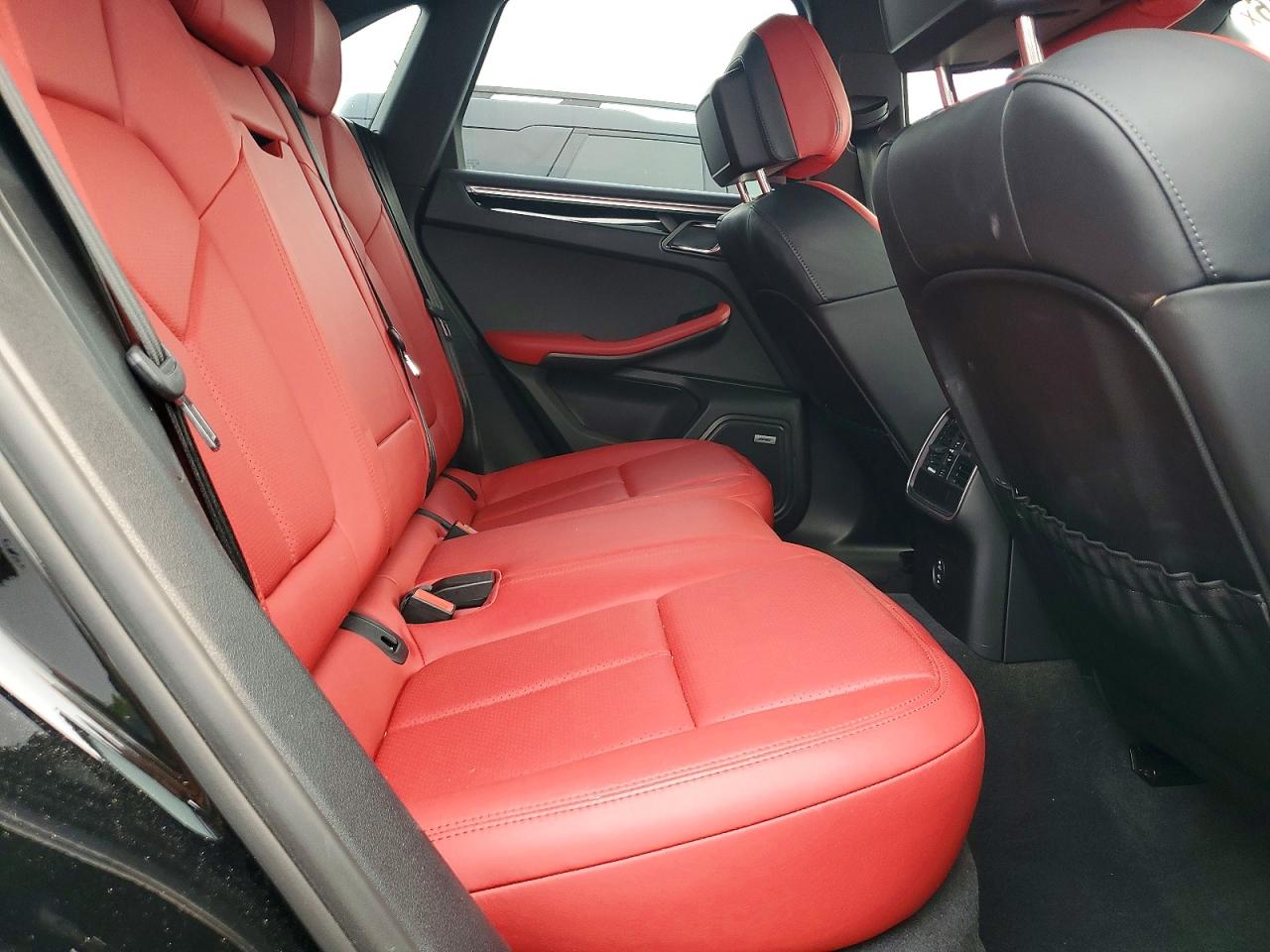 WP1AB2A59MLB36330 · 2021 PORSCHE MACAN · 11/14