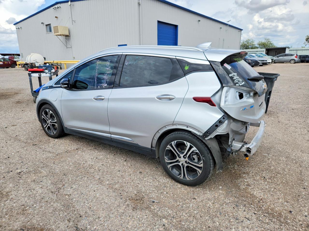 1G1FZ6S01L4109556 · 2020 CHEVROLET BOLT EV · 2/13