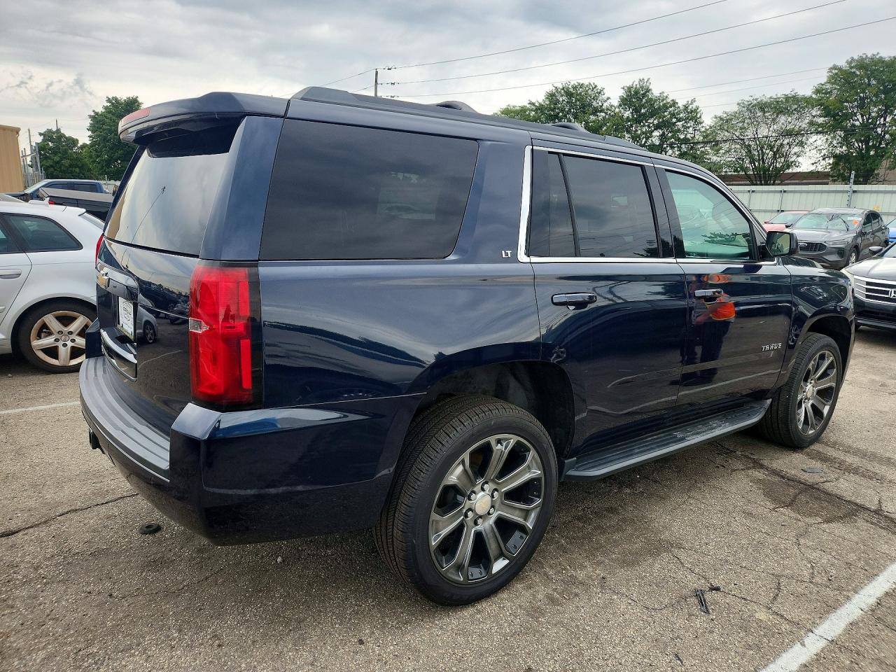 1GNSKBKCXHR288405 · 2017 CHEVROLET TAHOE · 3/13