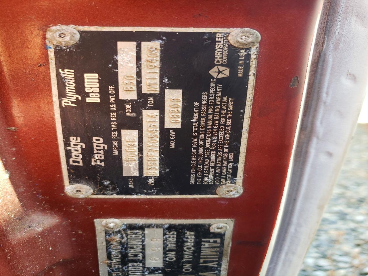 B35BF7X054514 · 1977 DODGE B30 · 10/10