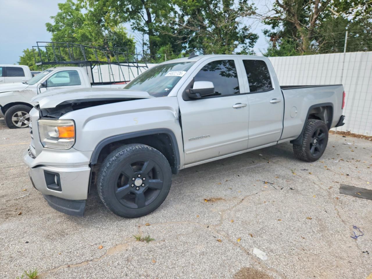 2015 GMC SIERRA