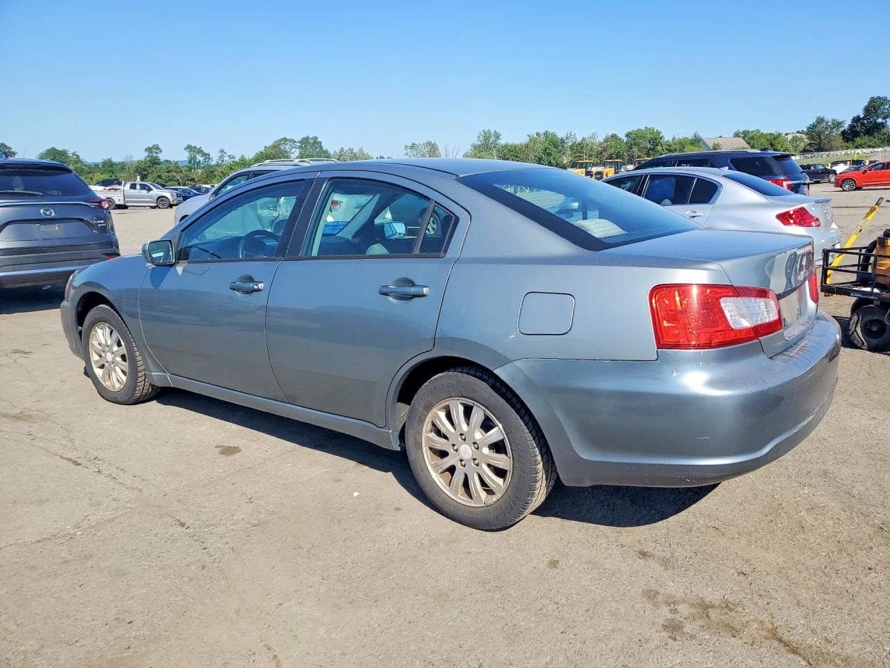 4A3AB36F39E035706 · 2009 MITSUBISHI GALANT · 2/13