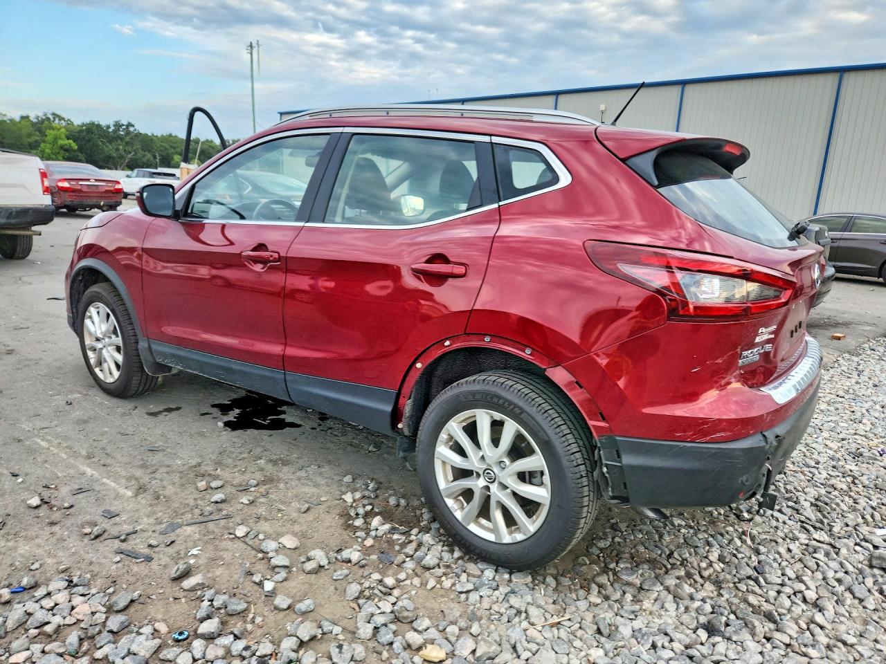 JN1BJ1BV4MW323073 · 2021 NISSAN ROGUE SPORT · 2/14