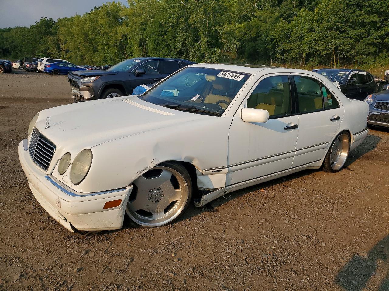 WDBJF72F4VA227608 · 1997 MERCEDES-BENZ E