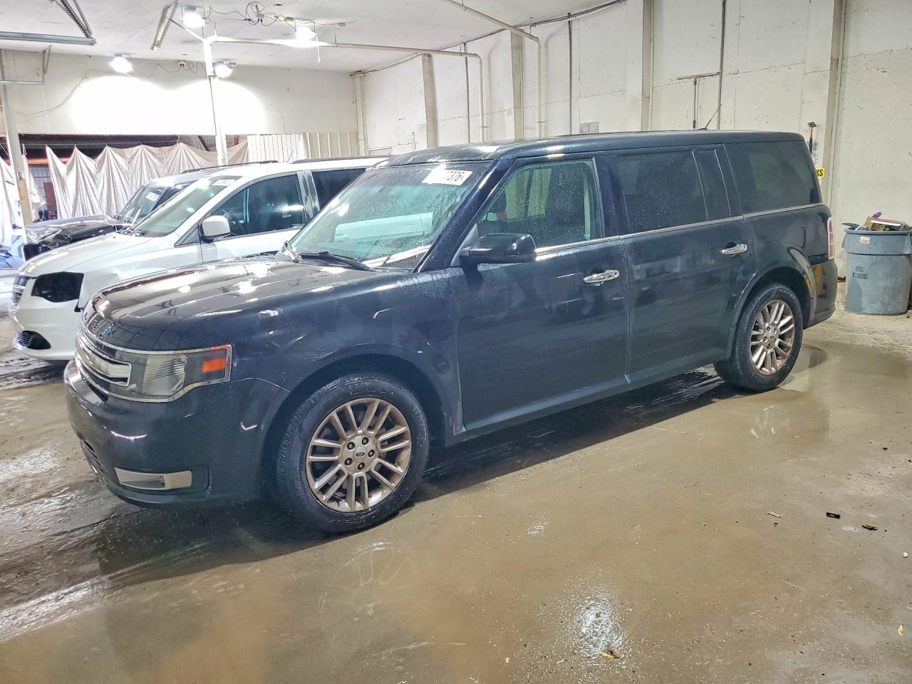 2FMGK5C83FBA02304 · 2015 FORD FLEX