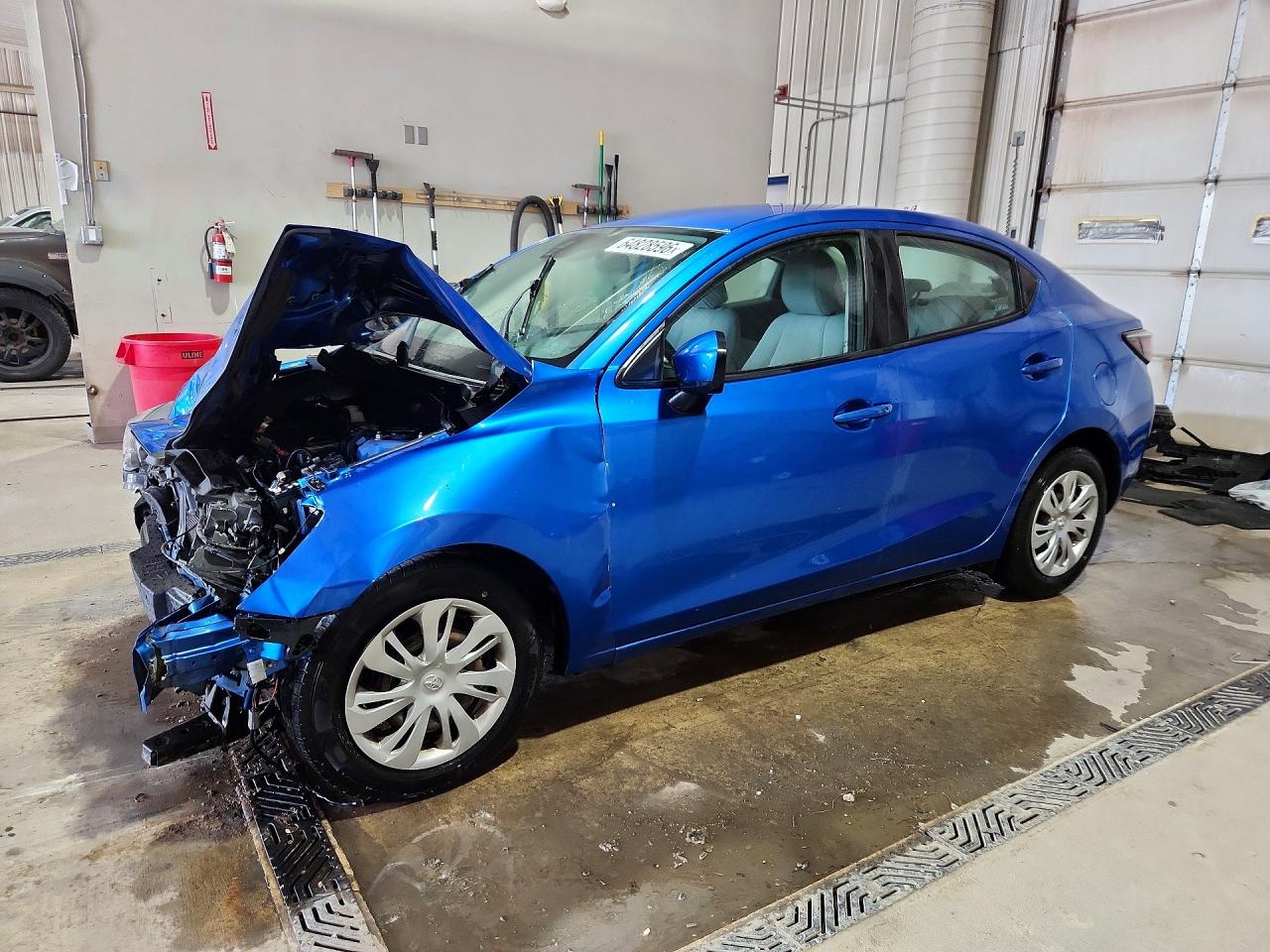 3MYDLBYV1KY506516 · 2019 TOYOTA YARIS