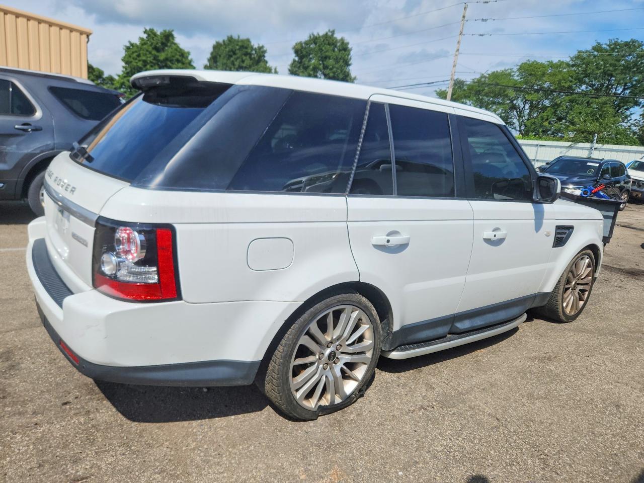 SALSK2D42CA755024 · 2012 LAND ROVER RANGE ROVER SPORT · 3/13