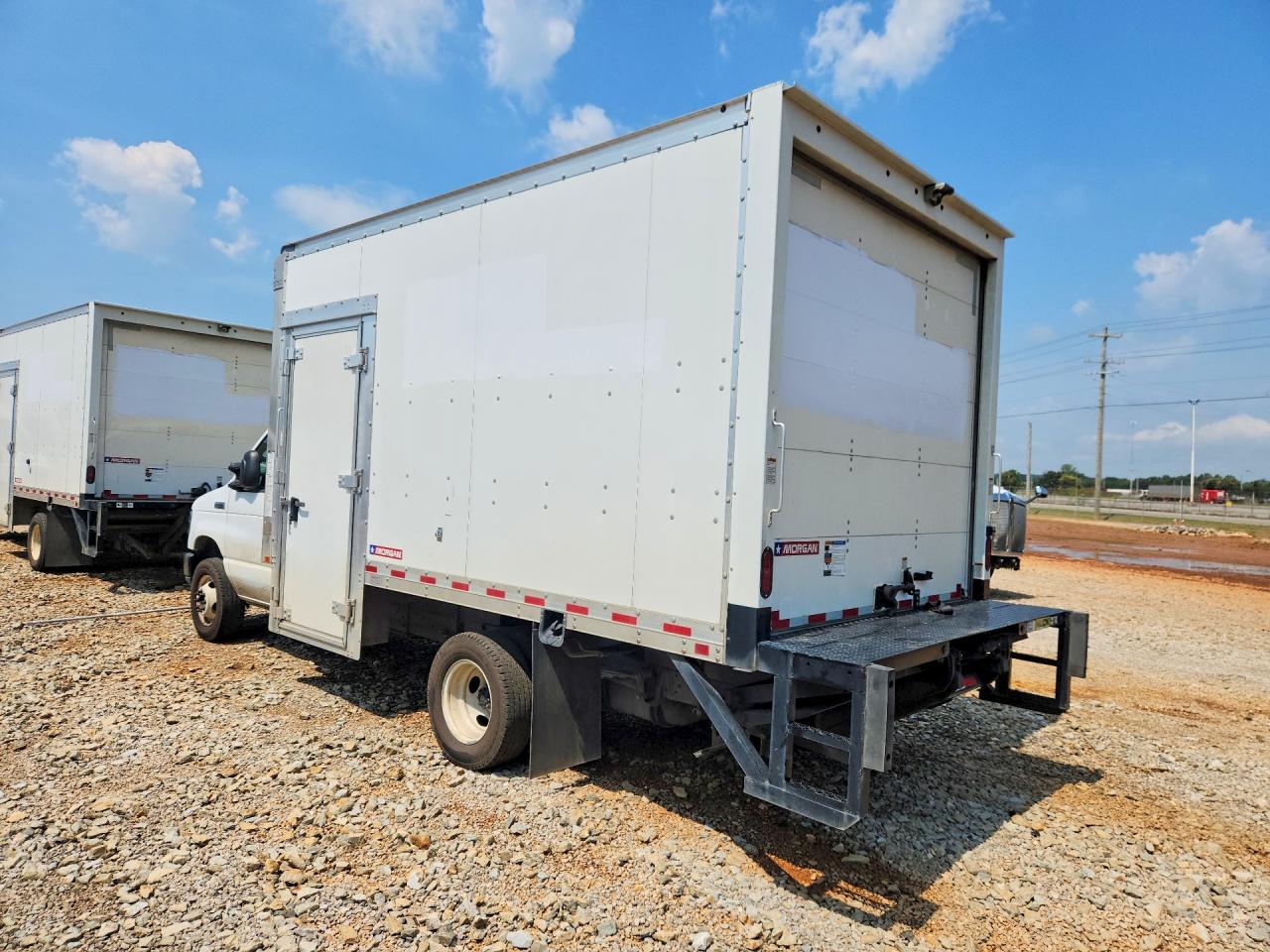 1FDWE3FN0RDD42615 · 2024 FORD E350 · 2/13
