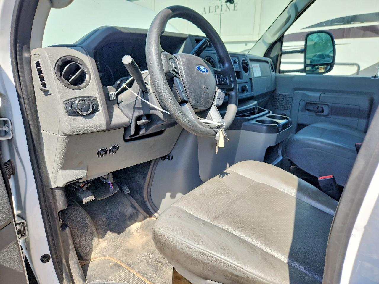 1FDWE3FN0RDD42615 · 2024 FORD E350 · 8/13