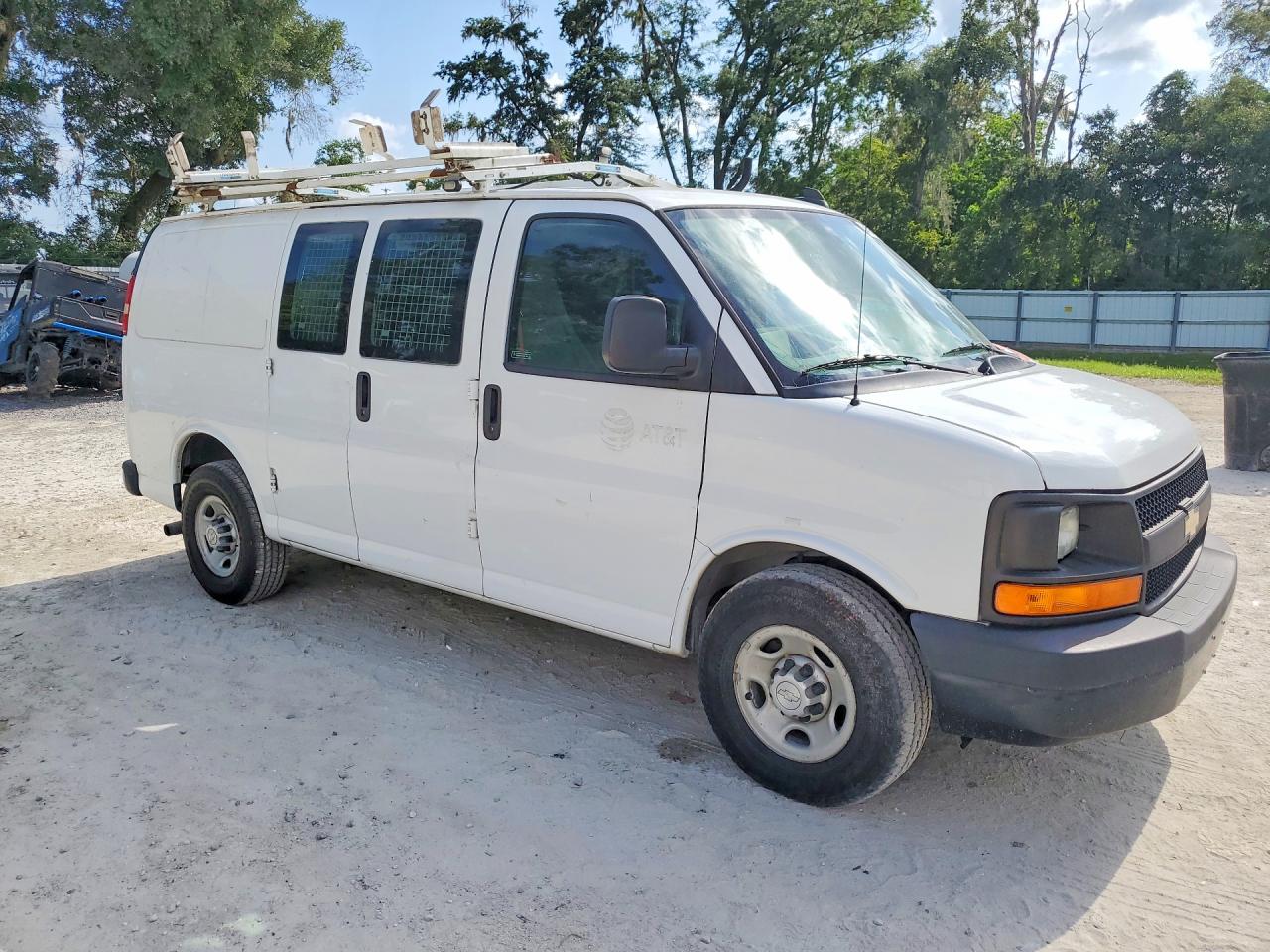 1GCWGAFF2G1265465 · 2016 CHEVROLET EXPRESS G2500 · 4/13
