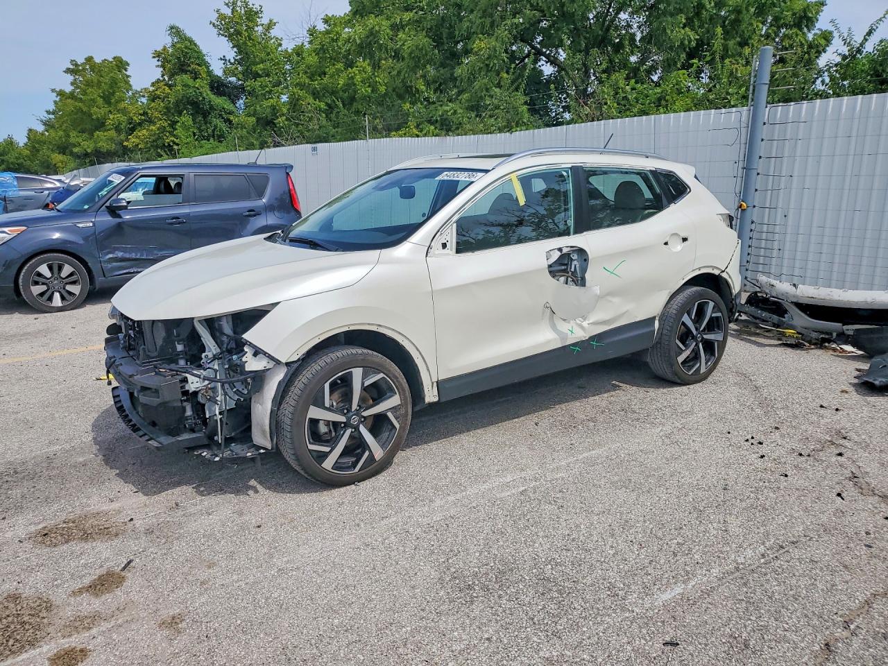 JN1BJ1CW1NW481864 · 2022 NISSAN ROGUE SPORT