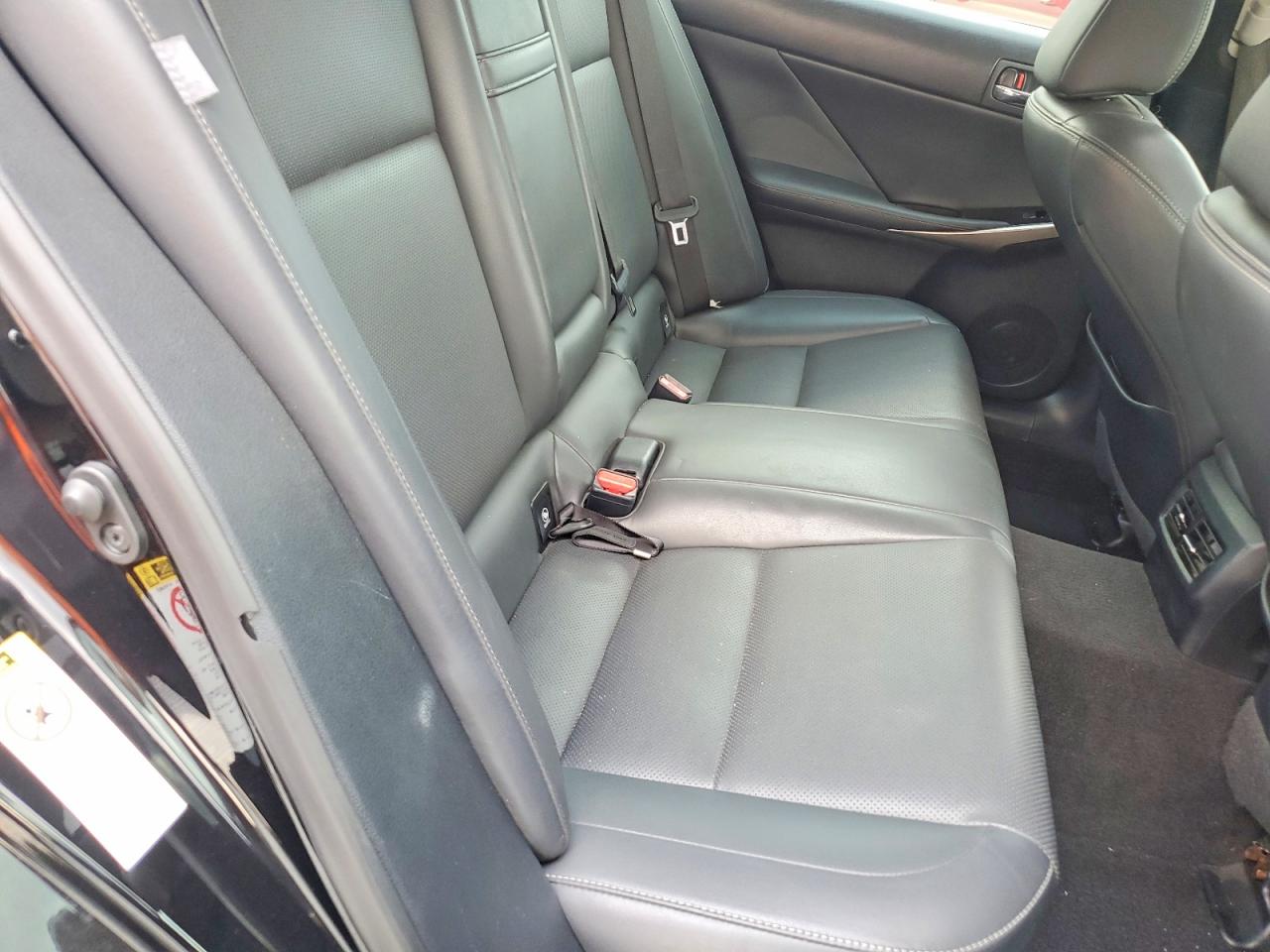 JTHBF1D26F5062781 · 2015 LEXUS IS · 10/12