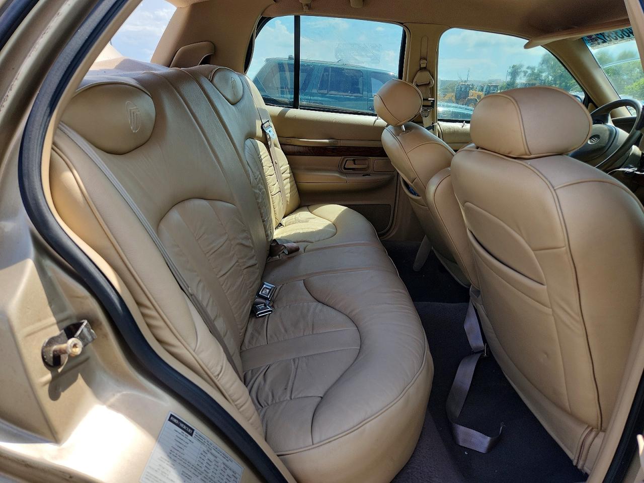 2MEFM74W2XX656636 · 1999 MERCURY GRAND MARQUIS · 10/12