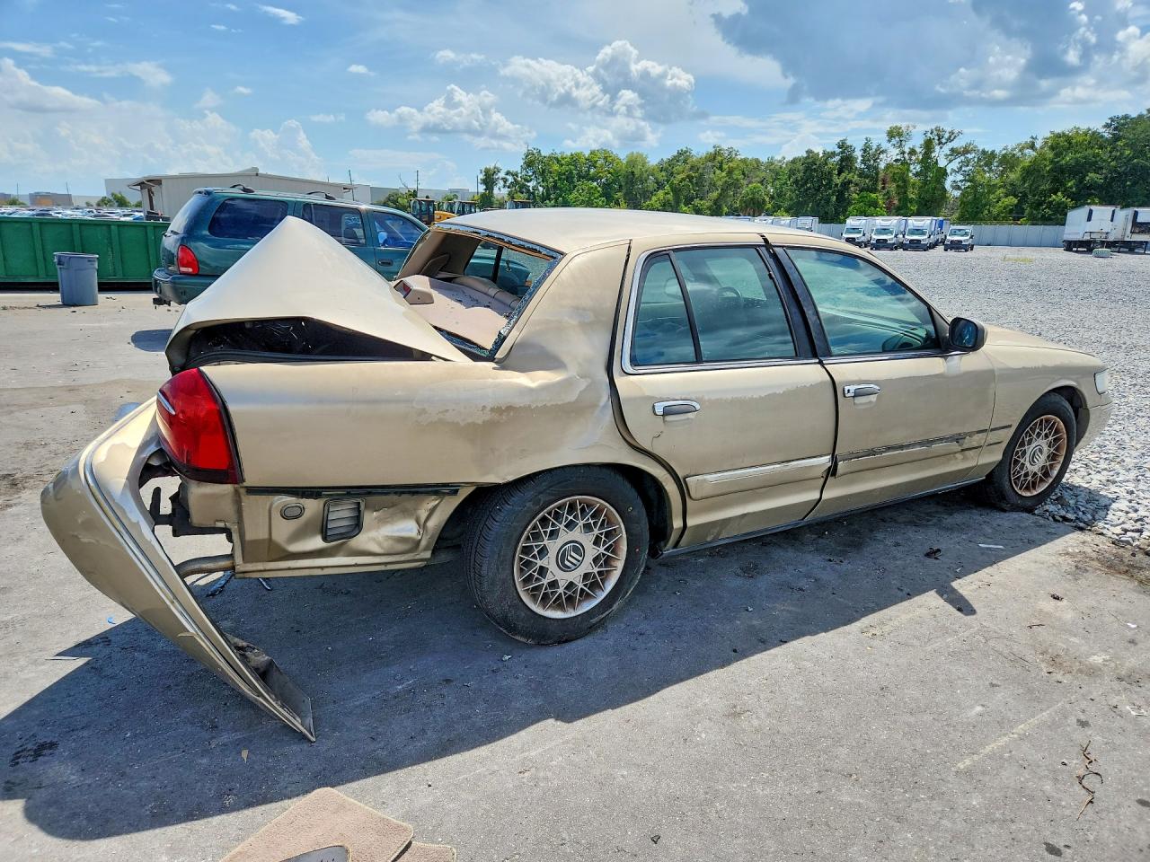 2MEFM74W2XX656636 · 1999 MERCURY GRAND MARQUIS · 3/12