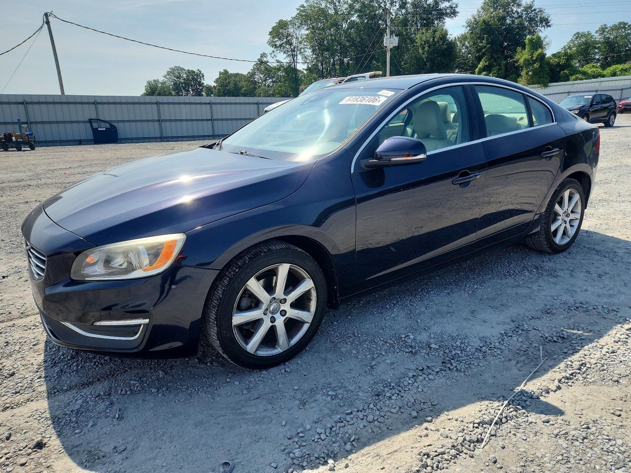YV126MFK0G2400186 · 2016 VOLVO S60