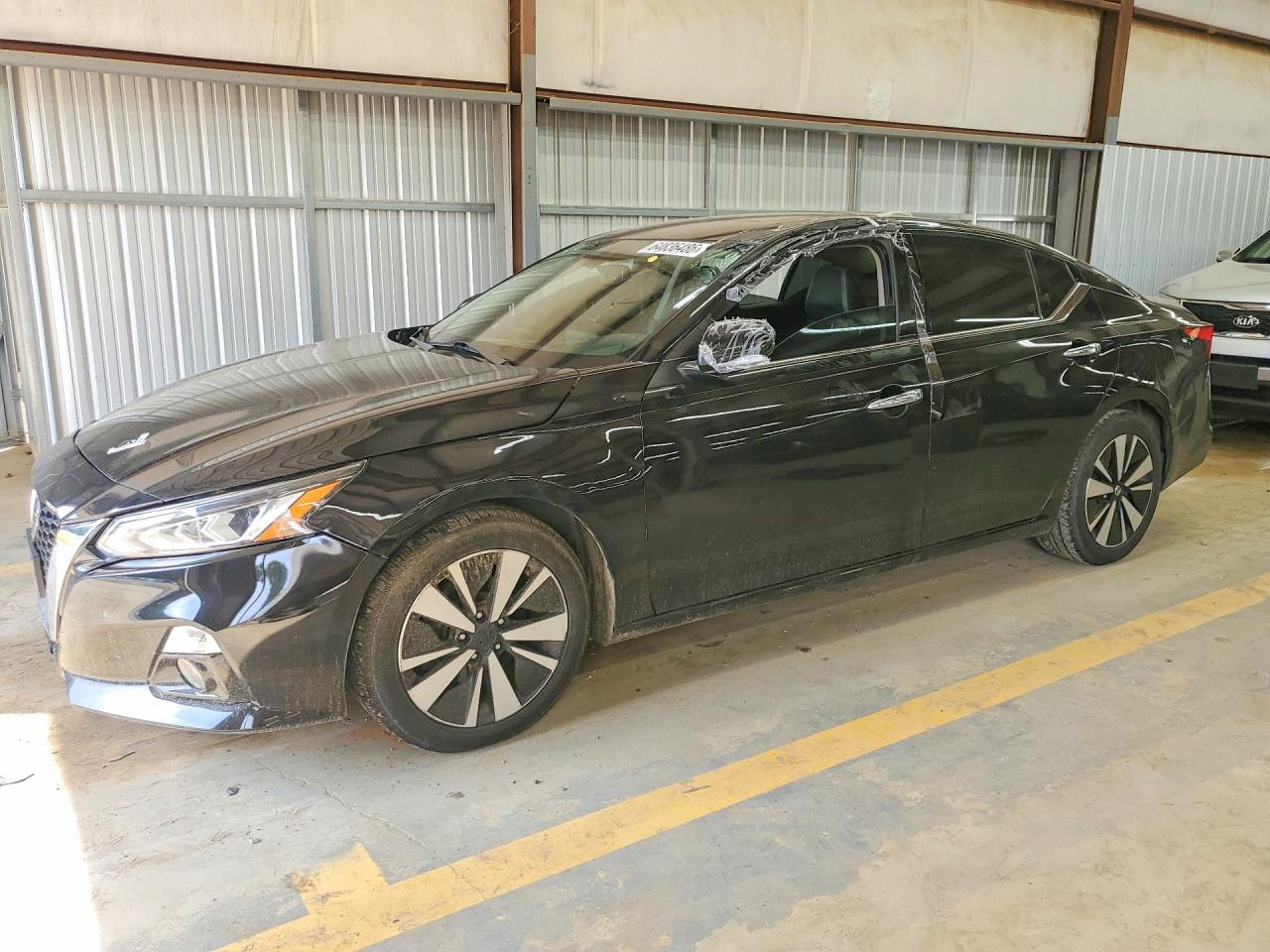 1N4BL4EV5KC114031 · 2019 NISSAN ALTIMA