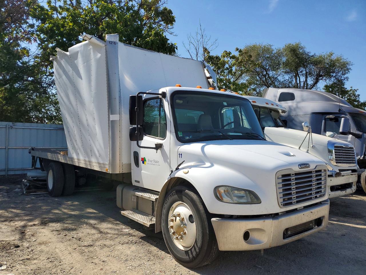 1FVACWCSX6HW41697 · 2006 FRHT - FREIGHTLINER M2 · 4/13
