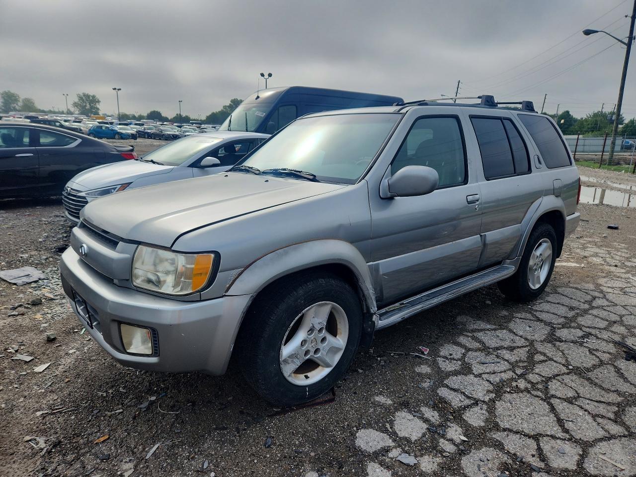 JNRDR09Y81W222476 · 2001 INFINITI QX4