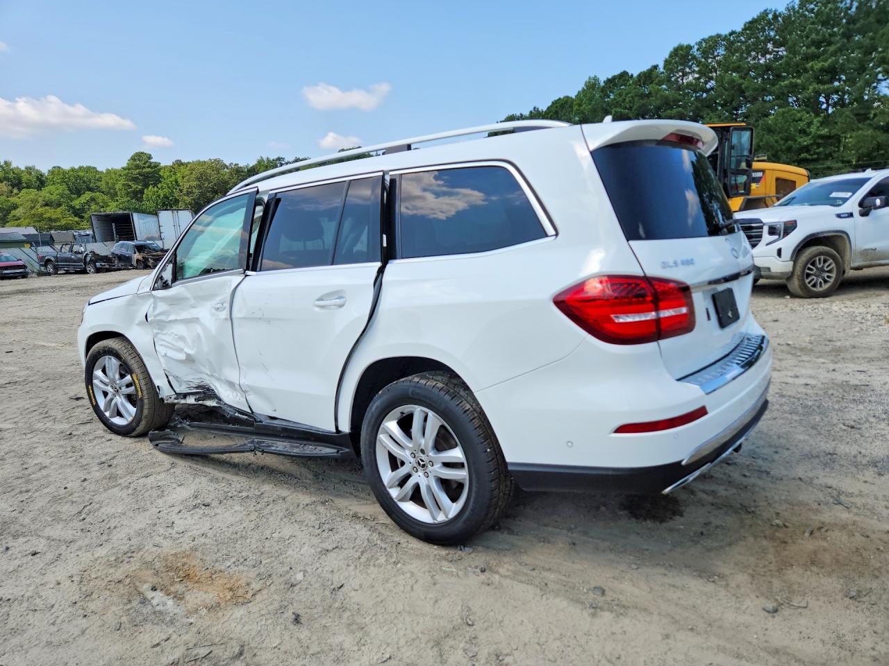 4JGDF6EE2HA918213 · 2017 MERCEDES-BENZ GLS · 2/14