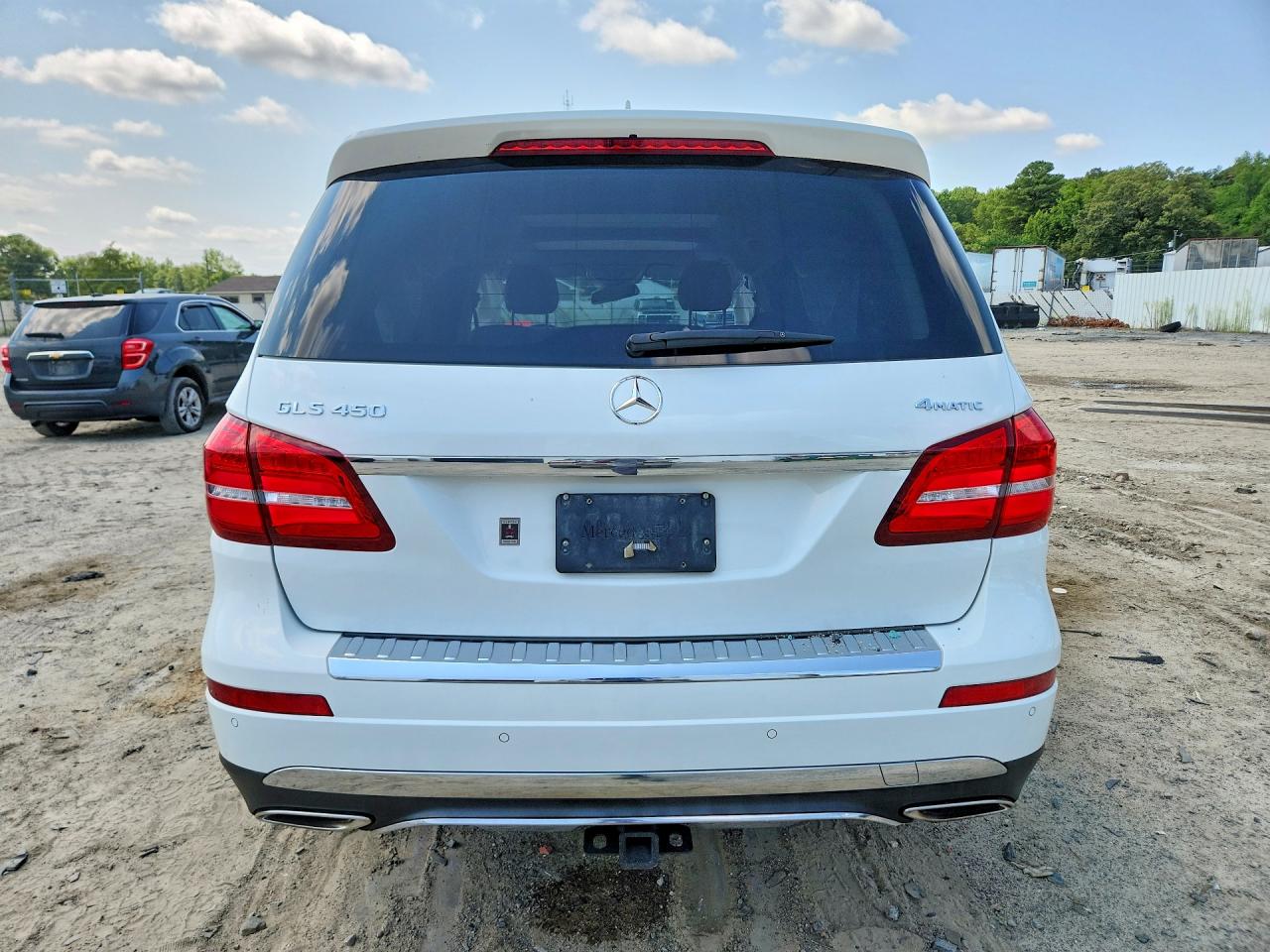 4JGDF6EE2HA918213 · 2017 MERCEDES-BENZ GLS · 6/14