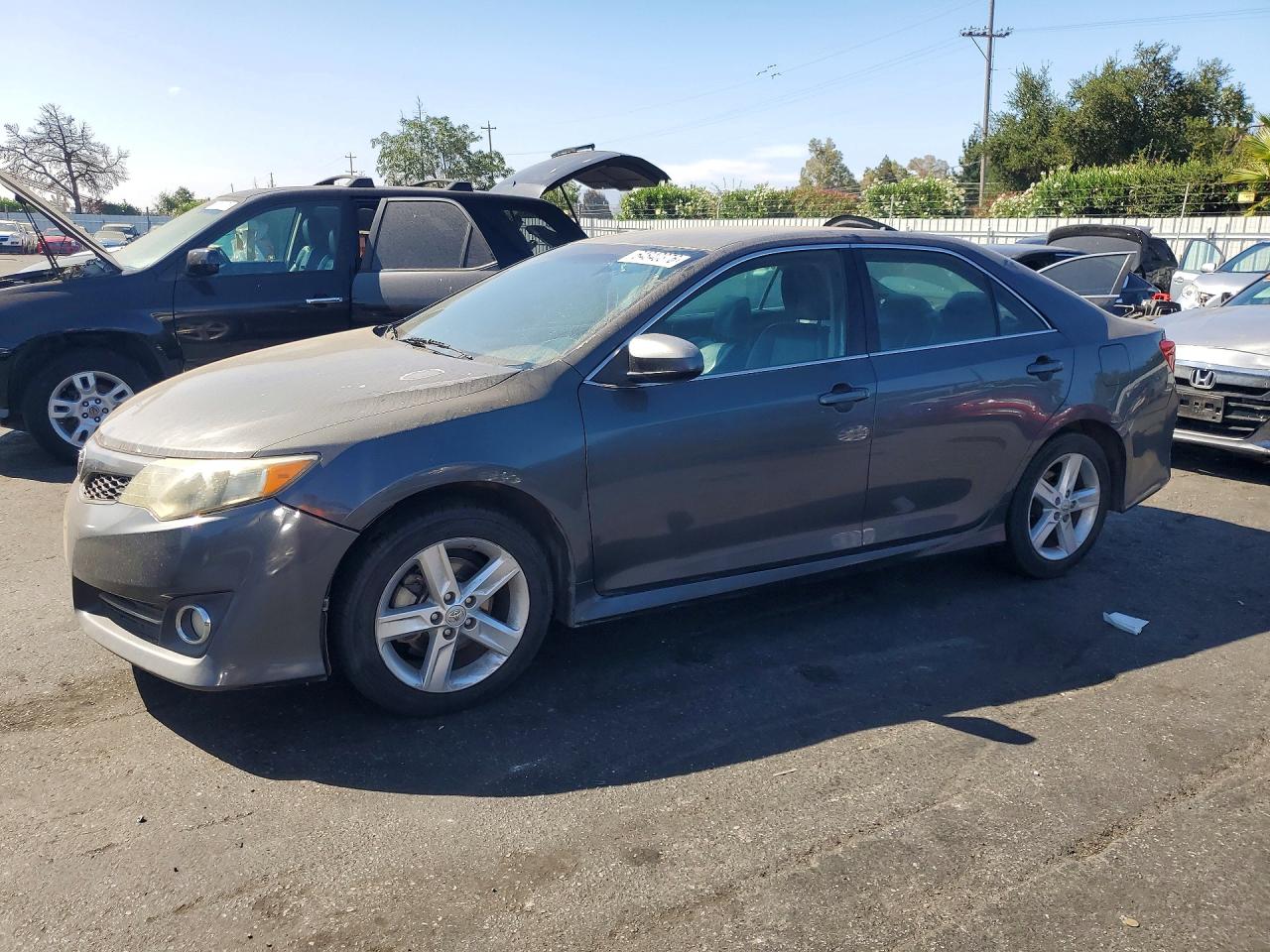 4T1BF1FKXDU659994 · 2013 TOYOTA CAMRY