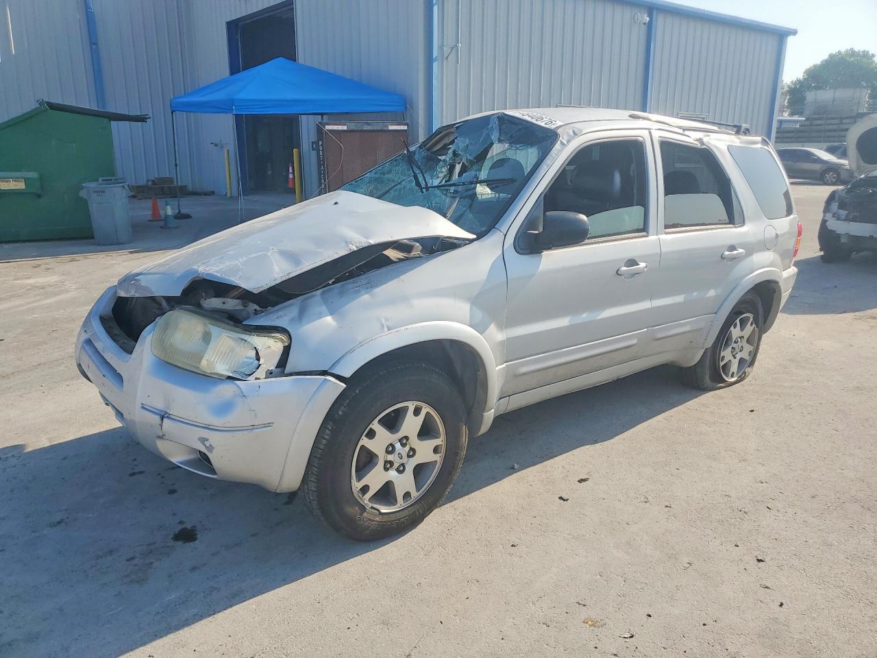 2004 FORD ESCAPE