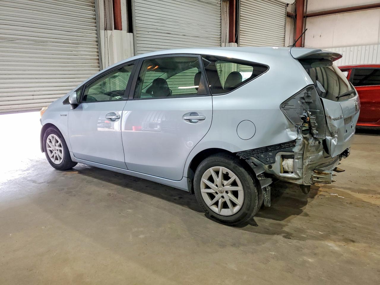 JTDZN3EUXE3357018 · 2014 TOYOTA PRIUS V · 2/14