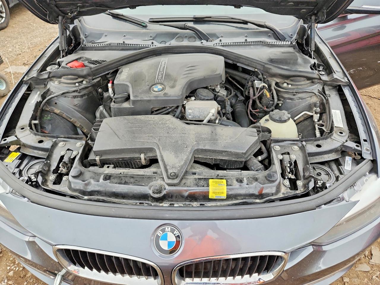 WBA3A5C54CF341589 · 2012 BMW 328 · 11/12