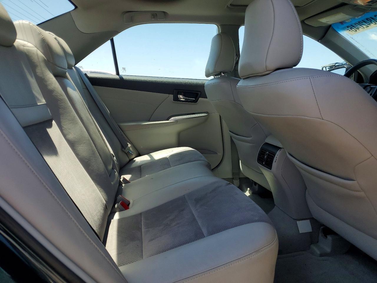 4T1BD1FK7DU076143 · 2013 TOYOTA CAMRY HYBRID · 10/12