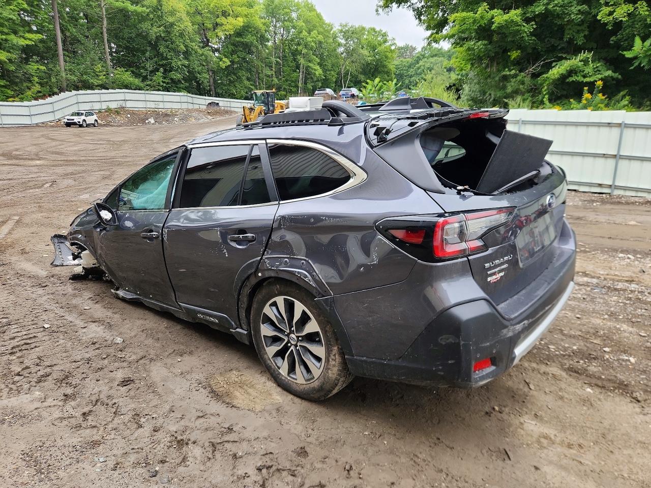 4S4BTANCXR3272751 · 2024 SUBARU OUTBACK · 2/13