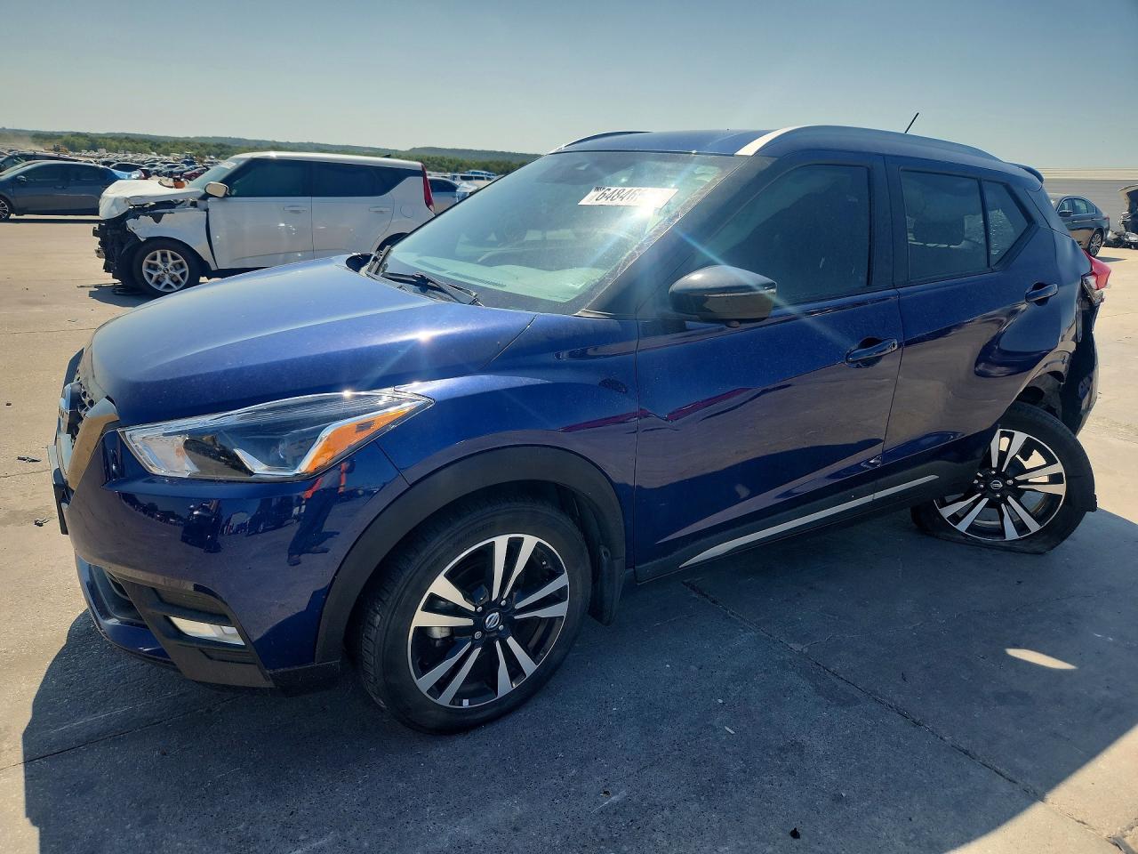 3N1CP5DV9LL534099 · 2020 NISSAN KICKS