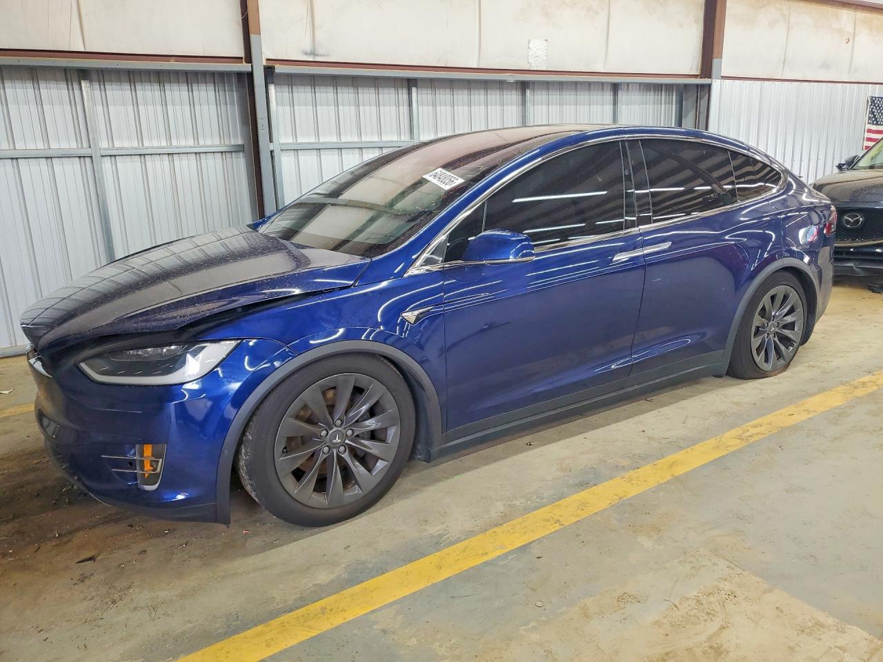 5YJXCBE27JF100935 · 2018 TESLA MODEL X