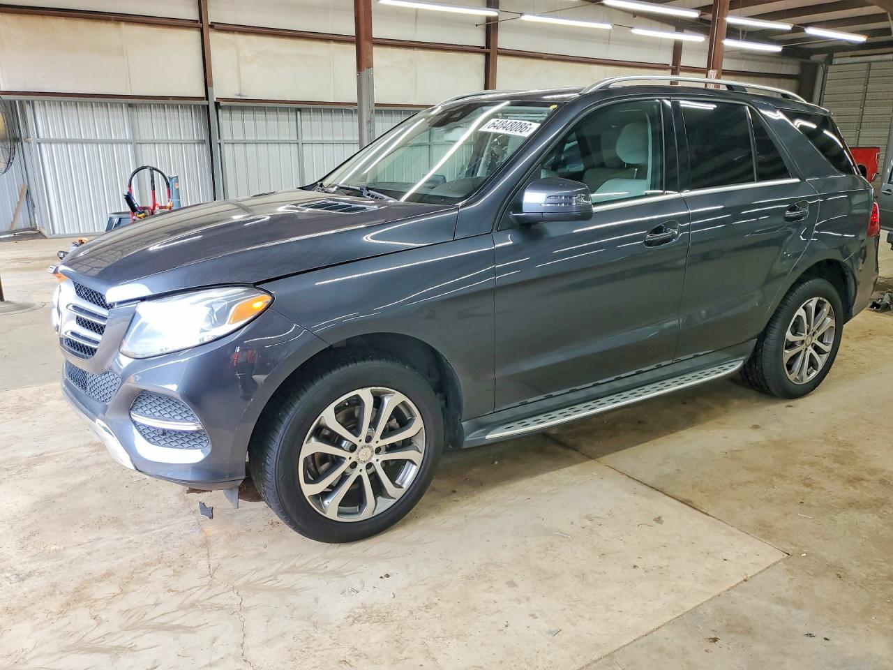 4JGDA5HB4GA744802 · 2016 MERCEDES-BENZ GLE