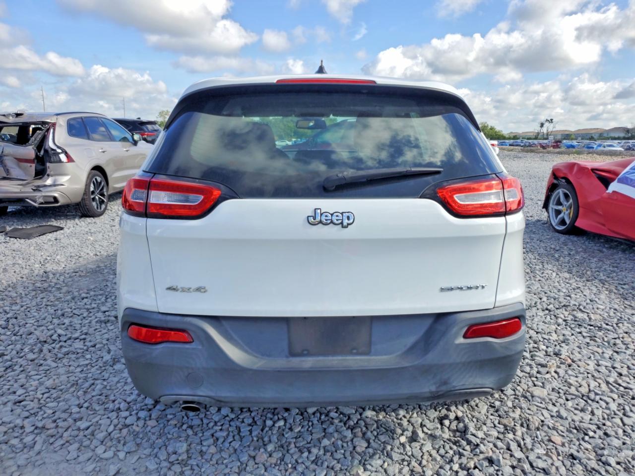 1C4PJMAB2EW252601 · 2014 JEEP CHEROKEE · 6/13