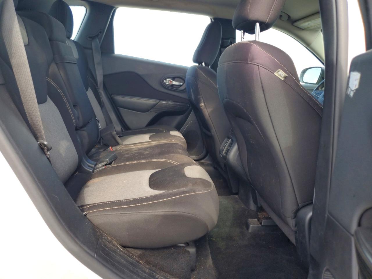 1C4PJMAB2EW252601 · 2014 JEEP CHEROKEE · 11/13